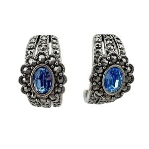Avon Blue Faux Gem Victorian Style Milgrain Silver Tone C Hoop 1" Earrings